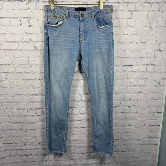 ZARA Denim - Zara Straight Leg Frayed Hem Jeans Size 34